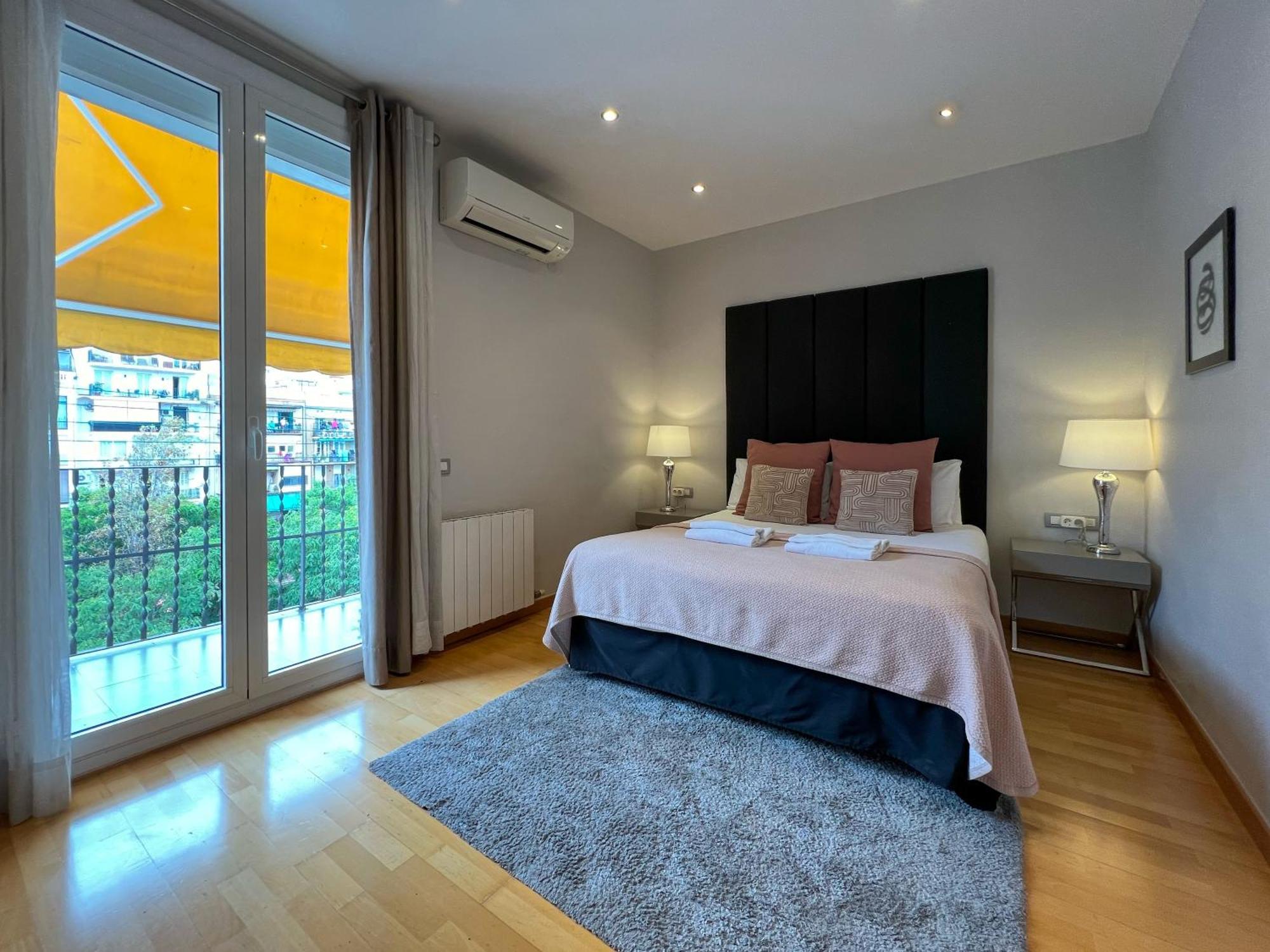 Stay U-Nique Apartments Sepulveda Барселона Екстериор снимка